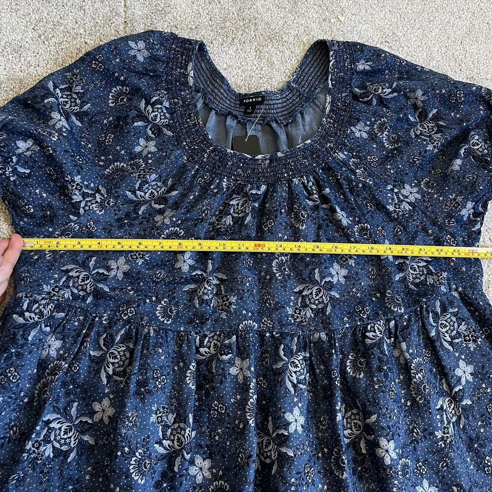 Torrid‎ Plus Size 1X Chambray Floral Puff Sleeve Smocked Tiered Dress Blue - Picture 10 of 13